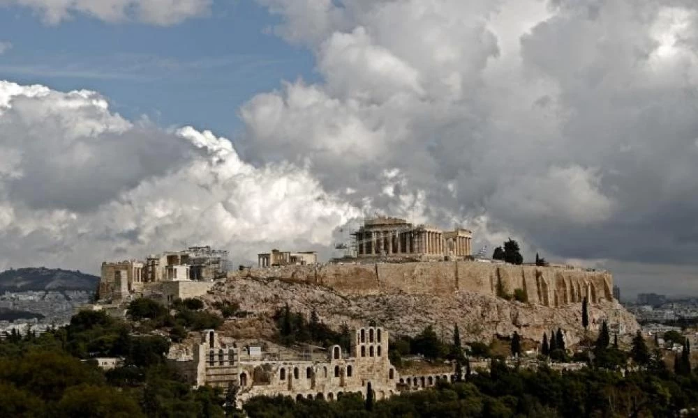 Το νέο αναβατόριο στην Ακρόπολη εγκαινιάζει ο πρωθυπουργός -Δείτε ζωντανά